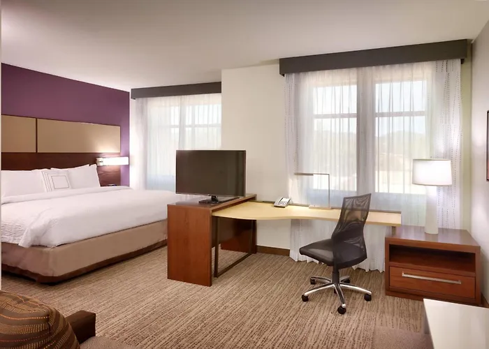 By Marriott 3*